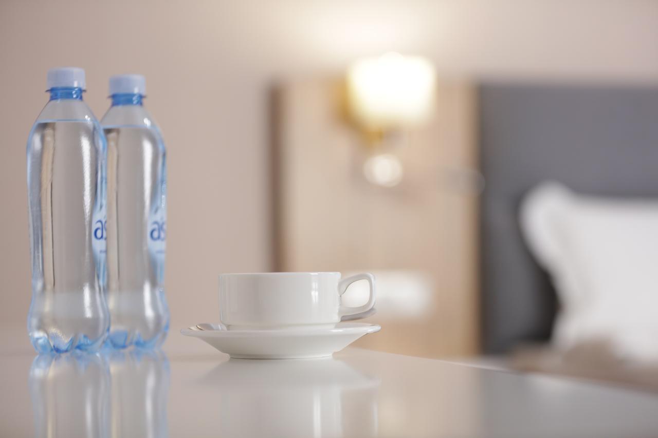 Keremet Hotel Alma-Ata Buitenkant foto